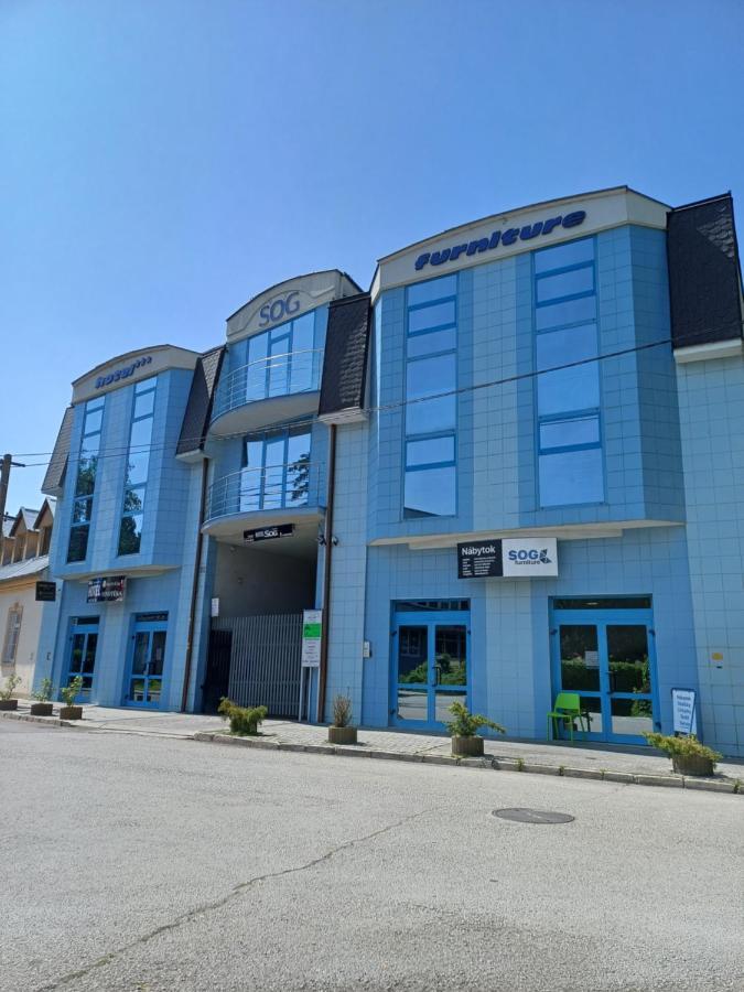 Garni Hotel S.O.G.* * * Trencin Exterior photo